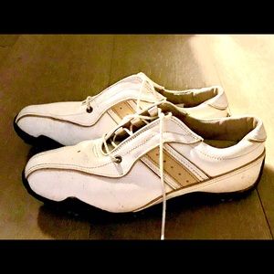 Women’s footjoy Lopro collection golf shoes spikes size 8 style 97153